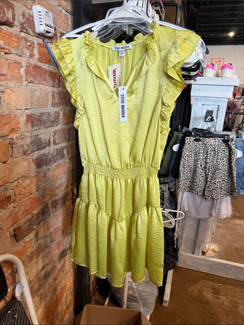 Steve Madden Lime Yellow Ruffle Sleeve Tiered Dress